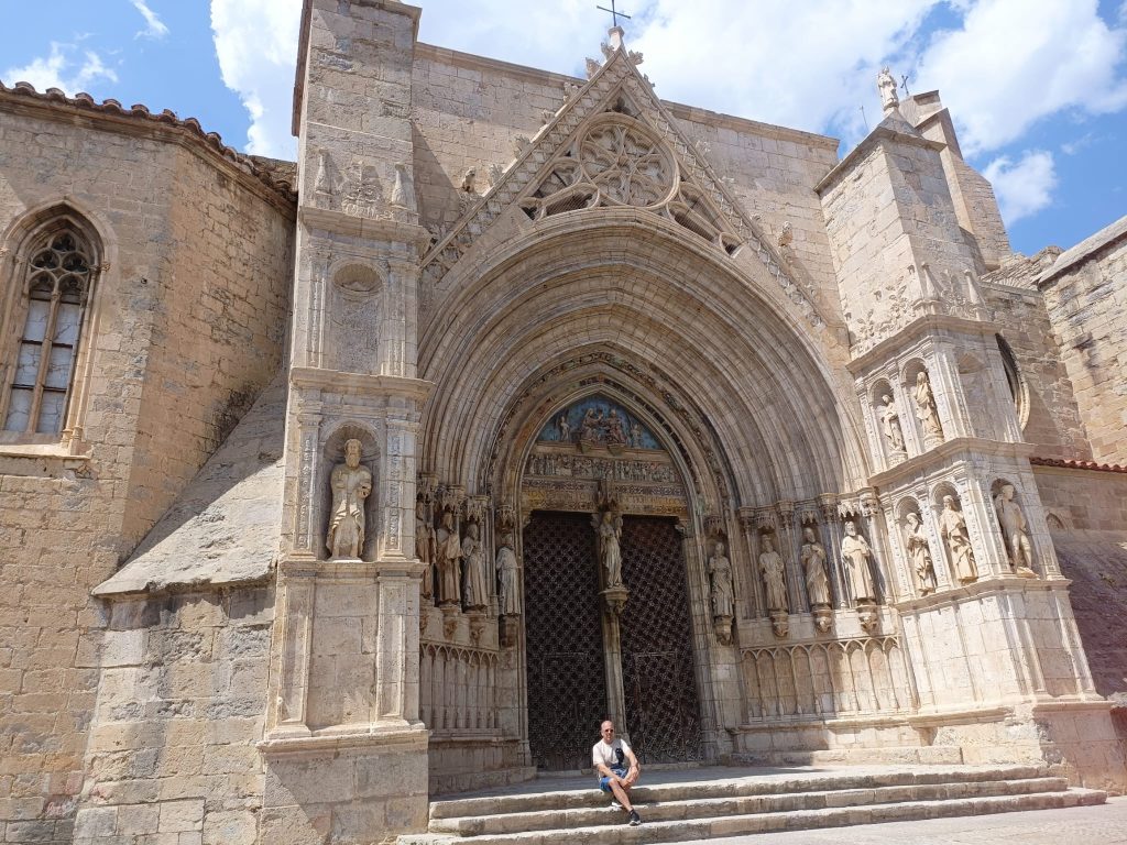 Puerta de los Apóstoles, Basílica de Santa María La Mayor de Morella.