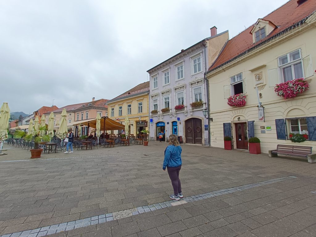 Plaza del Rey Tomislav en Samobor, Croacia