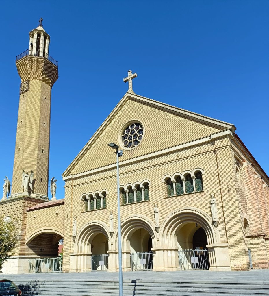 Iglesia Parroquial de San Mart&iacute;n de Tours.